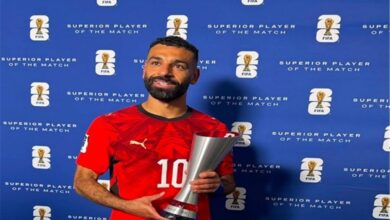 فيديو | بالتاج الملكي.. كيف احتفل محمد صلاح بتأهل مصر إلى دور الـ16 من كأس العالم؟