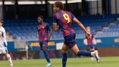 فيديو | حمزة عبد الكريم يسافر رفقة لاعبي برشلونة إلى إنجلترا لبدء فترة الإعداد
