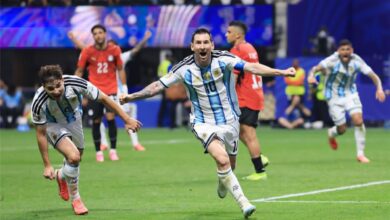 فيديو | في 5 دقائق.. روميرو وميسي يسجلان هدفين لـ الأرجنتين أمام مصر