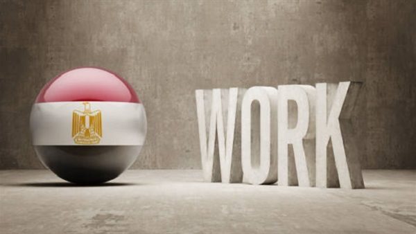 قانون العمل الجديد 2026.. حالات حجز راتب الموظف والضوابط الرسمية لصرف الأجور
