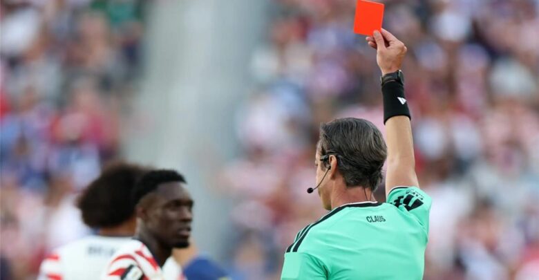قرار جديد من الاتحاد البلجيكي بشأن موقف فيفا من إلغاء طرد لاعب أمريكا