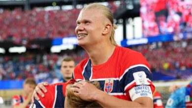 لاعب إنجلترا يكشف طريقة إيقاف هالاند قبل موقعة كأس العالم