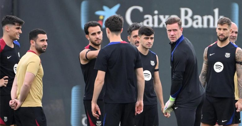 لاعب برشلونة يغادر معسكر إنجلترا استعدادًا لرحيله