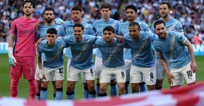 لاعب مانشستر سيتي يُخبر النادي برغبته في الرحيل