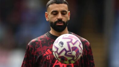 محمد صلاح يرفض عرضًا مغريًا قبل الاستقرار على وجهته الجديدة