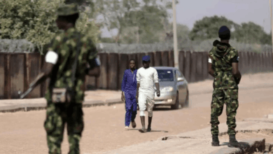 مقتل 15 شخصًا في هجوم مسلح بوسط نيجيريا وسط تصاعد أعمال العنف