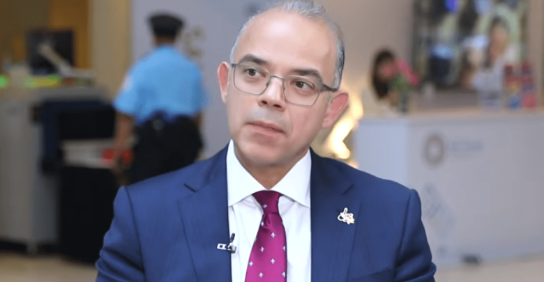 وزير الاستثمار يبدأ جولة بالمنطقة الحرة بالإسماعيلية ويؤكد دعم الدولة لجذب الاستثمار الصناعي والتصديري