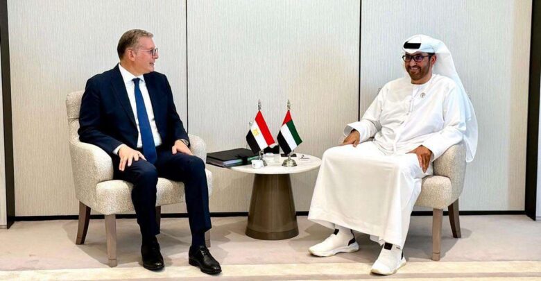وزير البترول يبحث مع "أدنوك" التوسع في استثمارات الطاقة بمصر