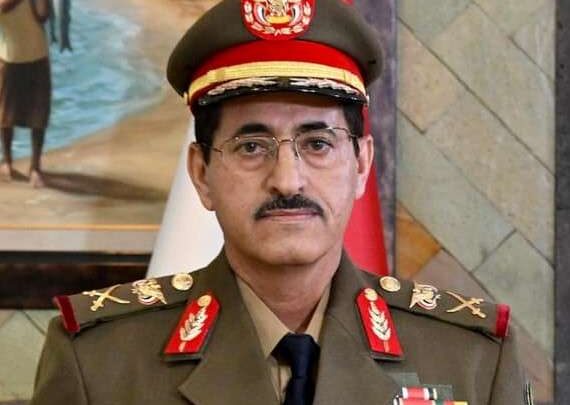 وزير الدفاع اليمني يوجه رسالة حادة إلى إيران والحوثيين: صبرنا نفد