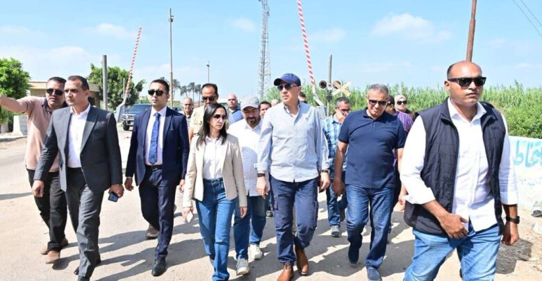 وزير الري ومحافظ البحيرة يتابعان جاهزية المنظومة المائية خلال موسم أقصى الاحتياجات