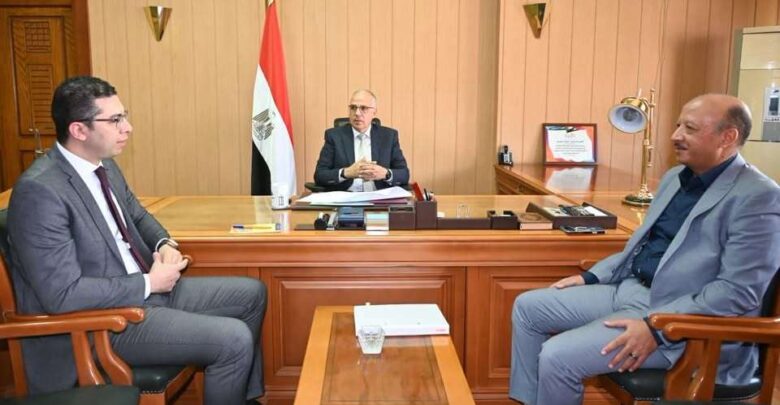 وزير الري يؤكد استمرار دعم مصر للمشروعات التنموية بدول حوض النيل