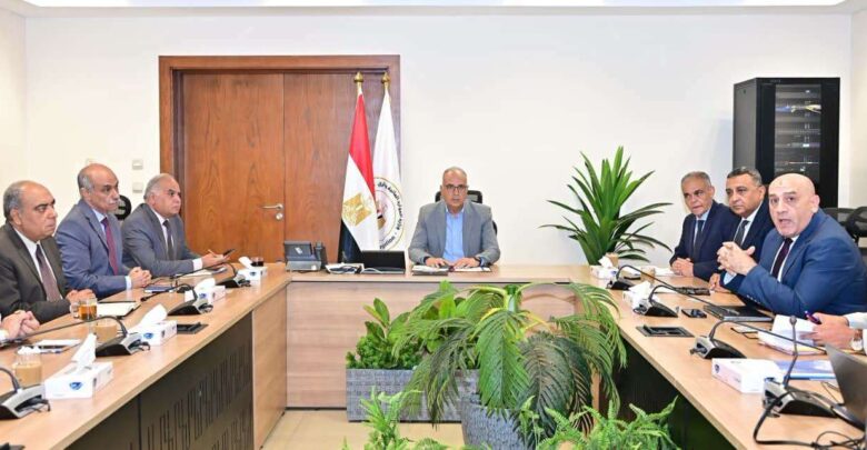وزير الري يتابع تطوير منظومة عمل الورش التابعة للوزارة لرفع كفاءة الصيانة والأداء المؤسسي
