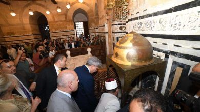 وزير السياحة ومحافظ القاهرة والقائم بأعمال السفير الأمريكي يفتتحون القبة الضريحية للسلطان الأشرف قايتباي
