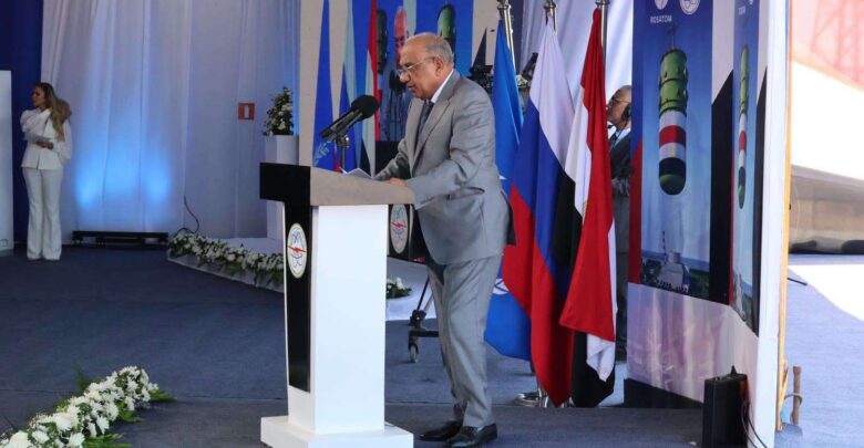 وزير الكهرباء: استثمارات الدولة بلغت 4 ترليون جنيه نقلت مصر من العجز لتصدير الطاقة