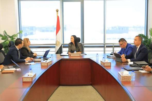 وزيرة التضامن الاجتماعي تتابع الخطة التنفيذية لصندوق دعم الصناعات الريفية والبيئية