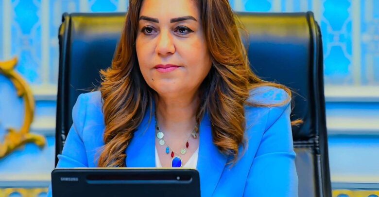 وزيرة التنمية المحلية والبيئة تتابع نتائج حملات إزالة التعديات على أملاك الدولة