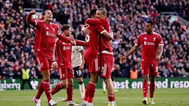 أبرزها ريال مدريد ومانشستر سيتي.. لاعب ليفربول يرفض عروضًا ضخمة من أجل البقاء