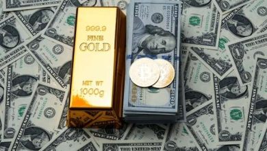 أزمة جديدة تضرب سوق العملات المشفرة.. تراجع بتكوين وخروج مليارات الدولارات من الصناديق