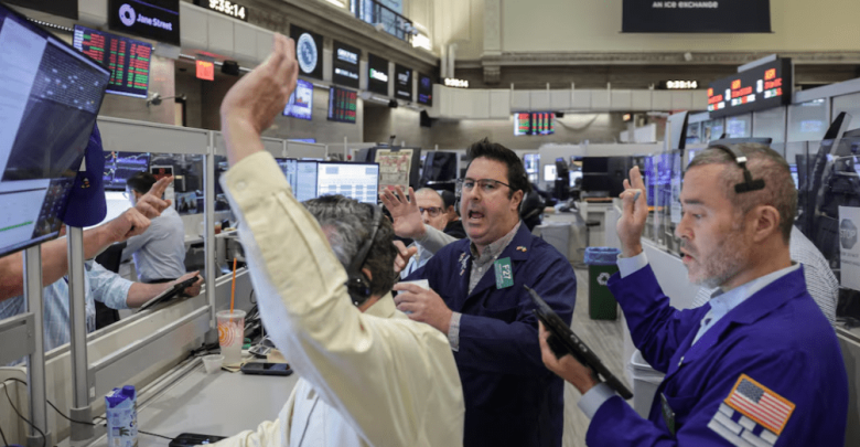 أمريكا تطرح سندات لأجل 30 عاما بأعلى سعر فائدة
