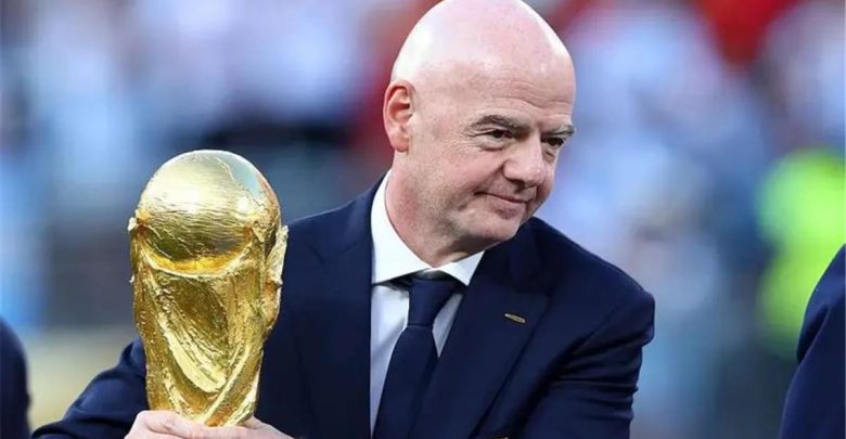 أول المعترضين.. اتحاد بلد أوروبي يعلن سحب الثقة من إنفانتينو