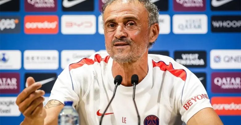 إنريكي يتهرب من حسم مصير ثنائي باريس سان جيرمان واقترابهما من ليفربول