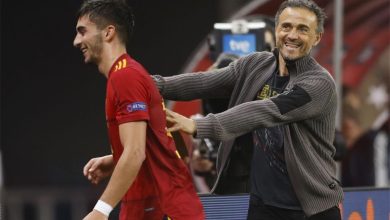 إنريكي يرفض حسم الجدل حول صفقة فيران توريس