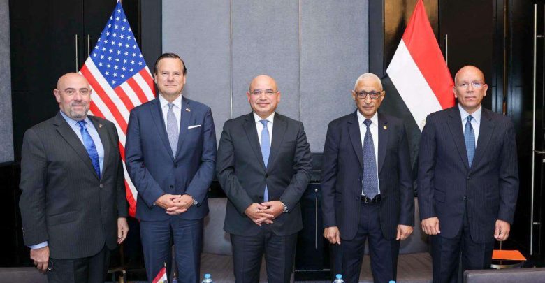 اقتصادية قناة السويس تبحث مع الشركات الأمريكية تطوير المواني والبنية التحتية والابتكار البحري