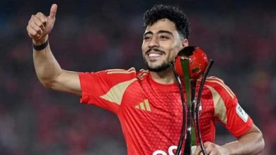 الأهلي يقترب من استعادة أكرم توفيق.. مصدر يكشف آخر تطورات الملف