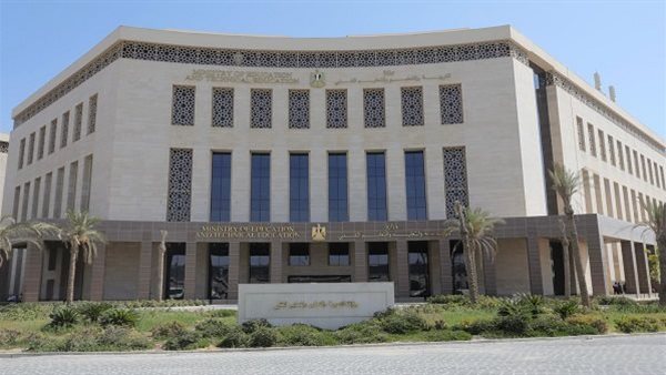 التربية الدينية ضمن أول 4 حصص باليوم الدراسي.. توجه لتعزيز القيم الإيجابية داخل المدارس