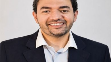 التعليم العالي تهنئ الدكتور محمد أمين بعد فوزه بجائزة من المعاهد الوطنية للصحة الأمريكية