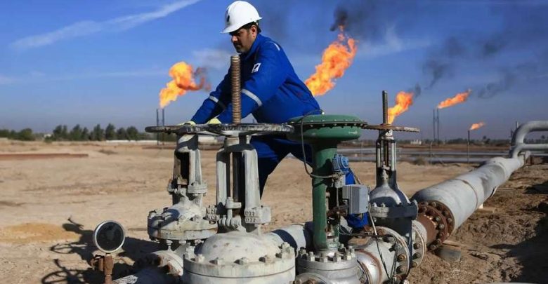 العراق يعزز إنتاج الوقود.. مشروع جديد يضيف 5 ملايين لتر بنزين يوميًا