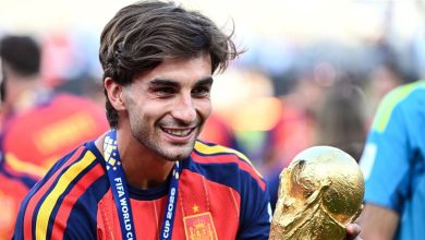 برشلونة يوجه أنظاره إلى الدوري الإنجليزي لتعويض رحيل فيران توريس