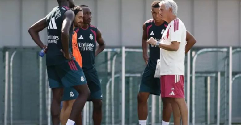 بعد أزمته القديمة.. مورينيو ينصب "طُعمًا" ذكيًا لكشف جاسوس ريال مدريد