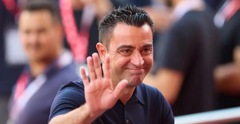 تشافي يستعين بنجم ريال مدريد السابق في منتخب هولندا