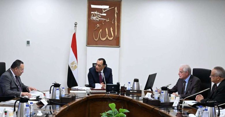 تنفيذا لتوجيهات الرئيس السيسي.. رئيس الوزراء يتابع ترتيبات عقد مؤتمر الهوية الوطنية بمكتبة الإسكندرية