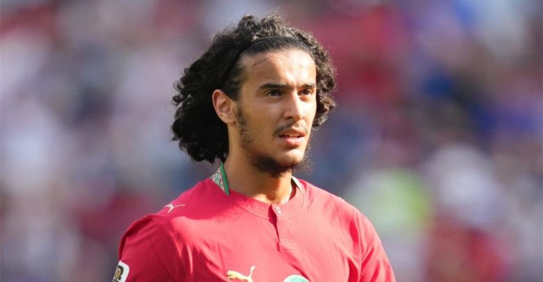 خطوة  واحدة تفصل أيوب بوعدي عن التعاقد مع مانشستر سيتي