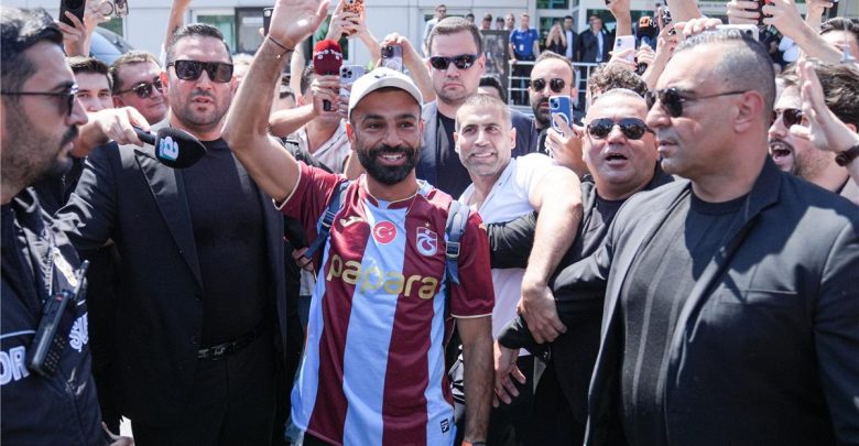 رئيس طرابزون سبور يكشف رسالة صلاح قبل انضمامه.. وحقيقة اهتمامه بـ مرموش