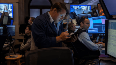 «ستاندرد آند بورز 500» يقفز لمستوى قياسي جديد بدعم من التكنولوجيا وهبوط النفط