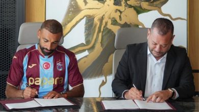 فيديو | وزير الصناعة التركية يوجه رسائل لـ طرابزون بعد التوقيع مع محمد صلاح