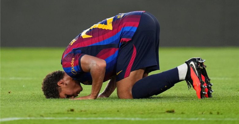 لاعب برشلونة: حمزة فاجأني.. وسنحقق دوري أبطال أوروبا