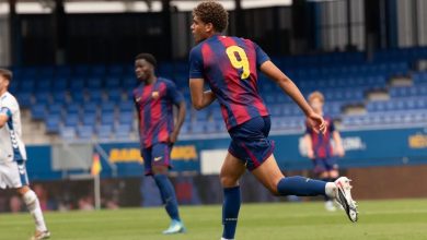 لاعب خط وسط يزاحم حمزة عبد الكريم على مركز المهاجم في برشلونة
