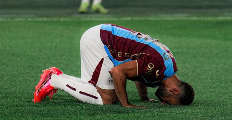 مؤشر للمستقبل.. شبكة إحصائية تتغنى بأداء محمد صلاح أمام باشاك شهير في الدوري التركي