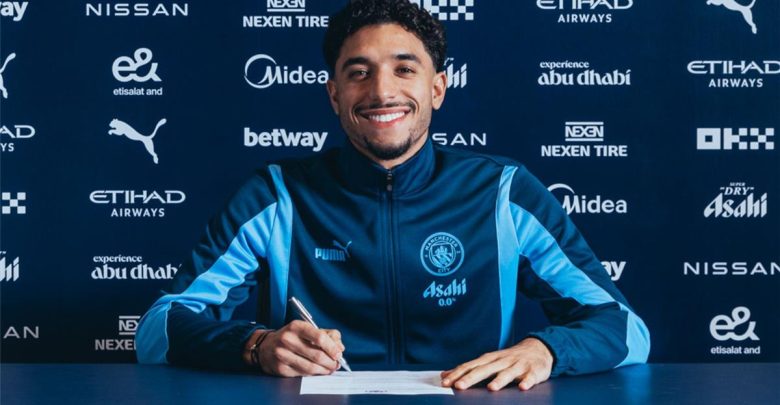 مرموش يختار فريقه المفضل من اللاعبين العرب في الدوري الإنجليزي