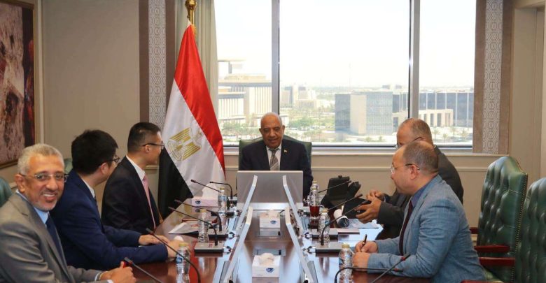 مصر تستهدف توطين صناعة بطاريات تخزين الطاقة.. محطات مستقلة بقدرة 4000 ميجاوات ساعة