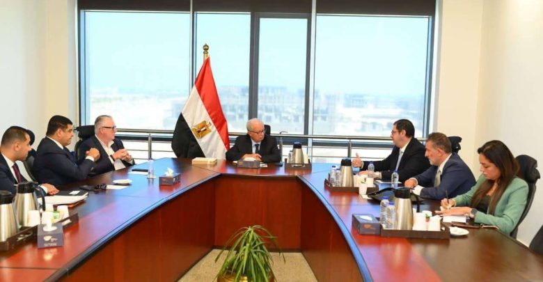 نائب رئيس الوزراء يبحث مستجدات مشروع «برج فوربس الدولي» بالعاصمة الجديدة