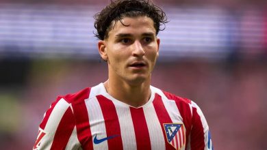 هل يرحل إلى برشلونة؟.. موقف جوليان ألفاريز من المشاركة في مباراة أتلتيكو مدريد ومارسيليا ودياً