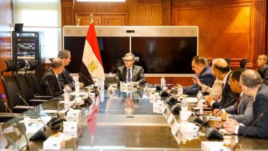 وزير التخطيط والتنمية الاقتصادية ورئيس "الوطنية للإعلام" يبحثان آليات تسوية المديونيات التاريخية وفض التشابكات المالية