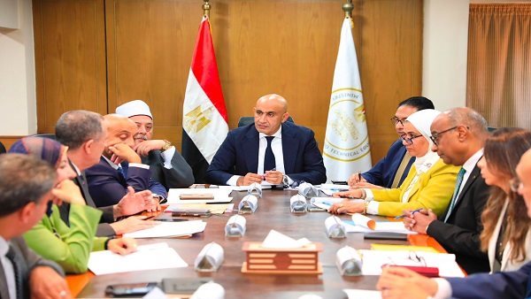 وزير التربية والتعليم يعلن قرارات جديدة بشأن امتحانات البكالوريا والثانوية العامة.. التفاصيل كاملة