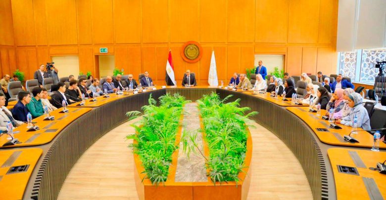 وزير التعليم خلال حفل تكريم الأوائل: الثانوية العامة بداية رحلة جديدة نحو التميز وليست نهاية الطريق