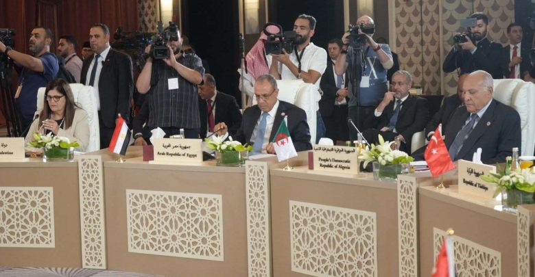 وزير الخارجية من عمان: القضية الفلسطينية تمر بمنعطف هو الأخطر في تاريخها.. ومصر ترفض تهجير الفلسطينيين